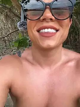 Photos of LukeLouHarvey from StripChat is Freechat