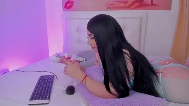 Customizable and immersive: Energize your taste buds and checkout our delicious choice of amateur cams liveshows with excited livestreamers getting their sweet physiques pounded with their beloved vibrating toys.