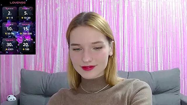 Lulu_solt from StripChat is Freechat