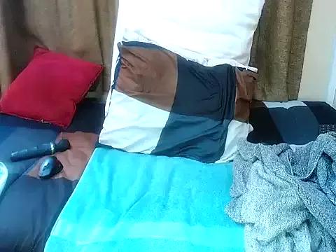 LuluAfricaa from StripChat is Freechat