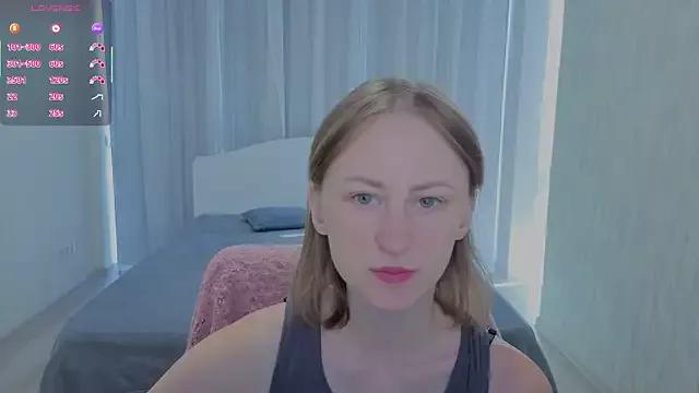 LuluChiiii from StripChat is Freechat