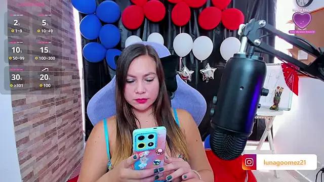 Customizable and immersive: Energize your taste buds and checkout our delicious choice of amateur cams liveshows with excited livestreamers getting their sweet physiques pounded with their beloved vibrating toys.