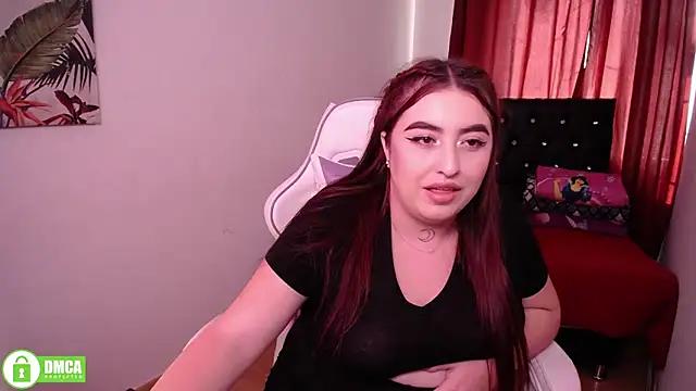 Luna-Gracia from StripChat is Freechat