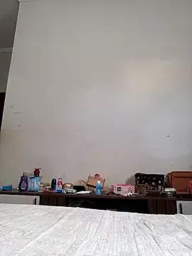 Luna75t webcams show profile image 