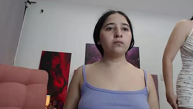 luna_ardiente18 from StripChat is Freechat