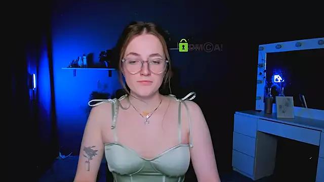 luna_berryy from StripChat is Freechat