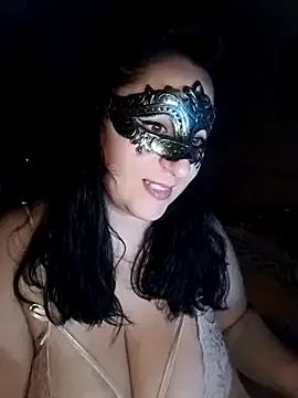 Luna_blir from StripChat is Freechat