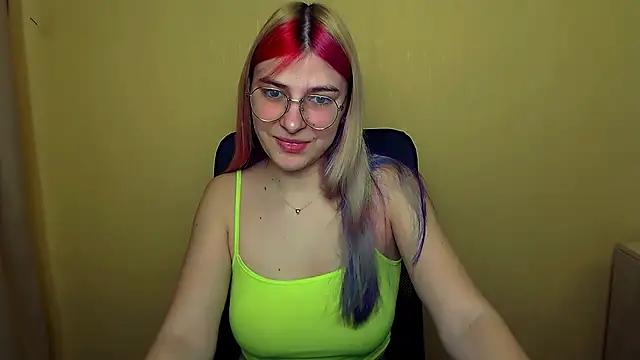 Customizable and immersive: Energize your taste buds and checkout our delicious choice of amateur cams liveshows with excited livestreamers getting their sweet physiques pounded with their beloved vibrating toys.