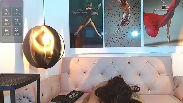 Luna_santana from StripChat is Freechat