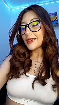 Customizable and immersive: Energize your taste buds and checkout our delicious choice of amateur cams liveshows with excited livestreamers getting their sweet physiques pounded with their beloved vibrating toys.