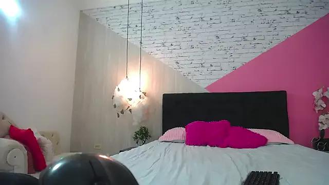 luna_sophie_ from StripChat is Freechat