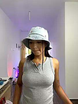 LunaF04 from StripChat is Freechat