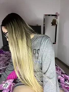 Customizable and immersive: Energize your taste buds and checkout our delicious choice of amateur cams liveshows with excited livestreamers getting their sweet physiques pounded with their beloved vibrating toys.