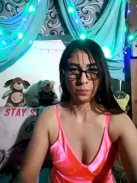 Customizable and immersive: Energize your taste buds and checkout our delicious choice of amateur cams liveshows with excited livestreamers getting their sweet physiques pounded with their beloved vibrating toys.