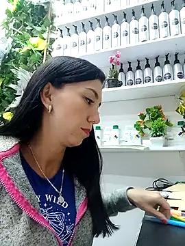 Customizable and immersive: Energize your taste buds and checkout our delicious choice of amateur cams liveshows with excited livestreamers getting their sweet physiques pounded with their beloved vibrating toys.