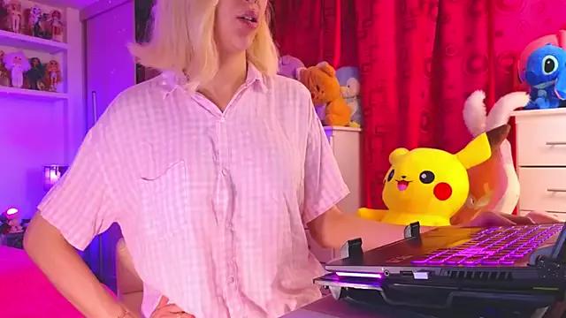 Customizable and immersive: Energize your taste buds and checkout our delicious choice of amateur cams liveshows with excited livestreamers getting their sweet physiques pounded with their beloved vibrating toys.