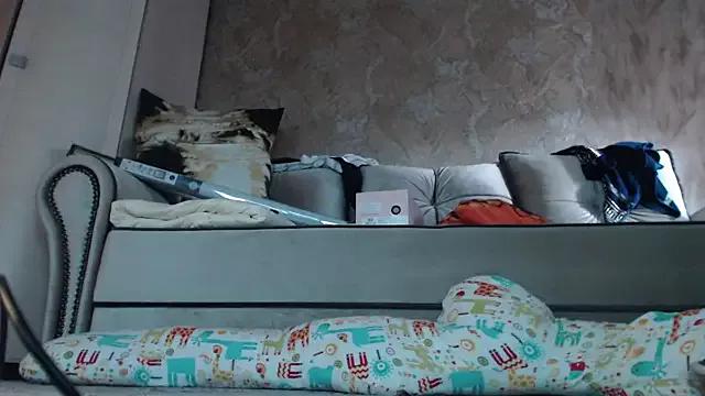 madamss12 from StripChat is Freechat