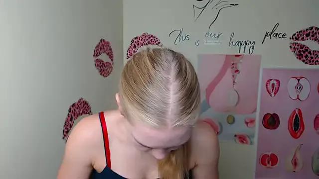 Customizable and immersive: Energize your taste buds and checkout our delicious choice of amateur cams liveshows with excited livestreamers getting their sweet physiques pounded with their beloved vibrating toys.