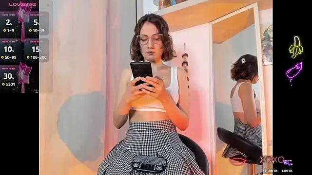 Customizable and immersive: Energize your taste buds and checkout our delicious choice of amateur cams liveshows with excited livestreamers getting their sweet physiques pounded with their beloved vibrating toys.
