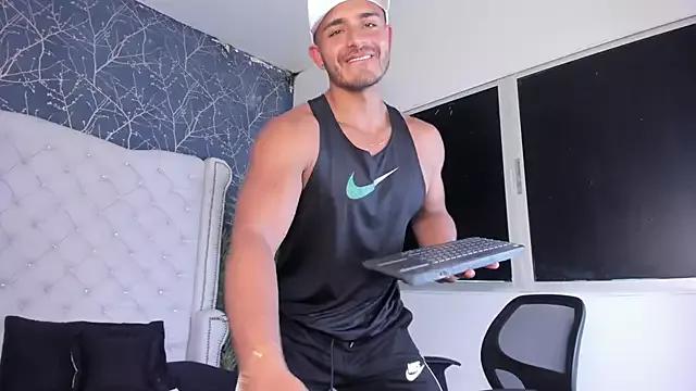 magnusclark from StripChat is Freechat