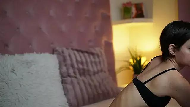 Customizable and immersive: Energize your taste buds and checkout our delicious choice of amateur cams liveshows with excited livestreamers getting their sweet physiques pounded with their beloved vibrating toys.