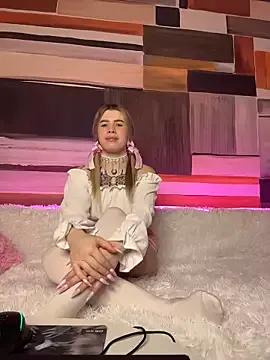 Customizable and immersive: Energize your taste buds and checkout our delicious choice of amateur cams liveshows with excited livestreamers getting their sweet physiques pounded with their beloved vibrating toys.