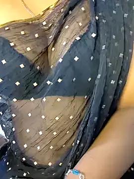 Malluvibez from StripChat is Freechat