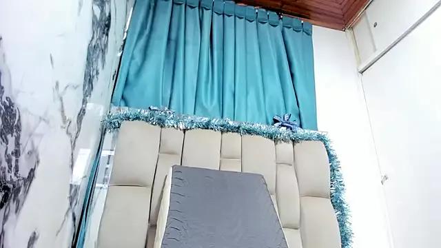 maraa_X from StripChat is Freechat