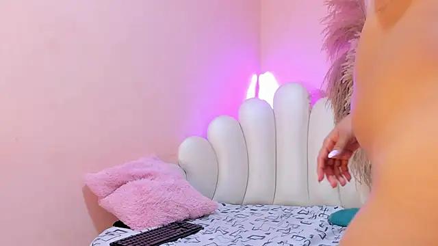 MaraMaisonn from StripChat