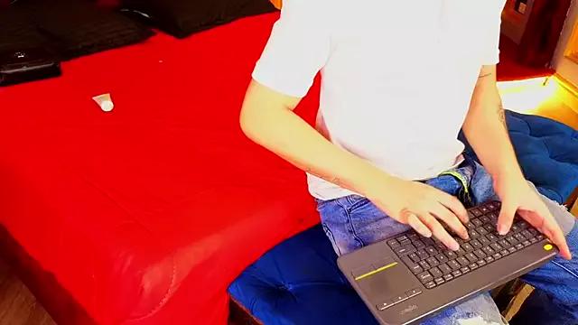 Customizable and immersive: Energize your taste buds and checkout our delicious choice of amateur cams liveshows with excited livestreamers getting their sweet physiques pounded with their beloved vibrating toys.