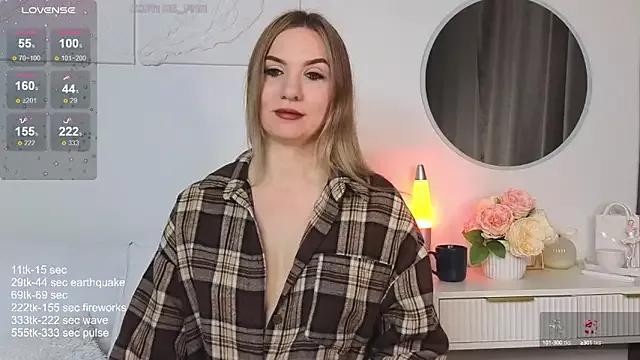 Maria_Shy from StripChat is Freechat