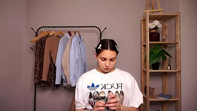 MariamBulman from StripChat is Freechat