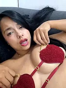 Customizable and immersive: Energize your taste buds and checkout our delicious choice of amateur cams liveshows with excited livestreamers getting their sweet physiques pounded with their beloved vibrating toys.