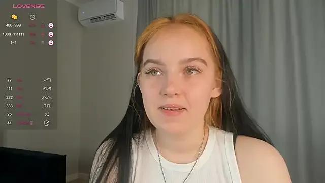marianelly from StripChat is Freechat