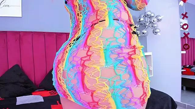 Customizable and immersive: Energize your taste buds and checkout our delicious choice of amateur cams liveshows with excited livestreamers getting their sweet physiques pounded with their beloved vibrating toys.