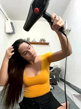 Customizable and immersive: Energize your taste buds and checkout our delicious choice of amateur cams liveshows with excited livestreamers getting their sweet physiques pounded with their beloved vibrating toys.