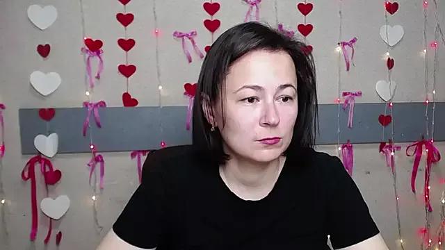 MarieSho from StripChat is Freechat