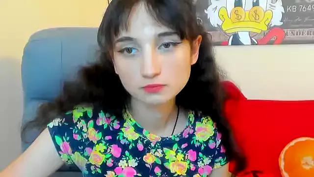 Marri-Stella from StripChat is Freechat