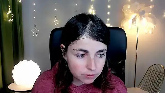 MartaEdams from StripChat is Freechat