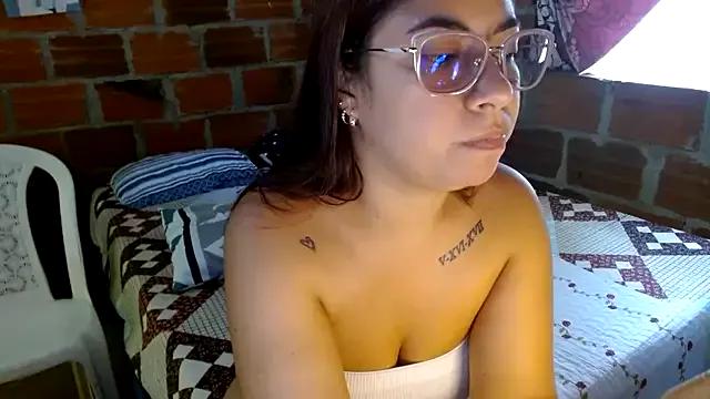 Customizable and immersive: Energize your taste buds and checkout our delicious choice of amateur cams liveshows with excited livestreamers getting their sweet physiques pounded with their beloved vibrating toys.