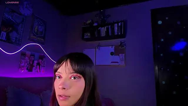 Customizable and immersive: Energize your taste buds and checkout our delicious choice of amateur cams liveshows with excited livestreamers getting their sweet physiques pounded with their beloved vibrating toys.