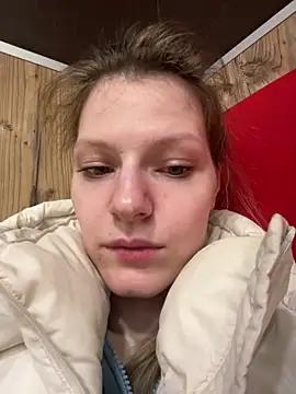 MaryHiggins from StripChat is Freechat