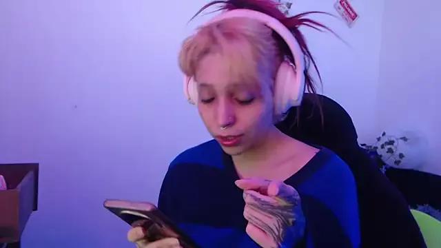 Customizable and immersive: Energize your taste buds and checkout our delicious choice of amateur cams liveshows with excited livestreamers getting their sweet physiques pounded with their beloved vibrating toys.