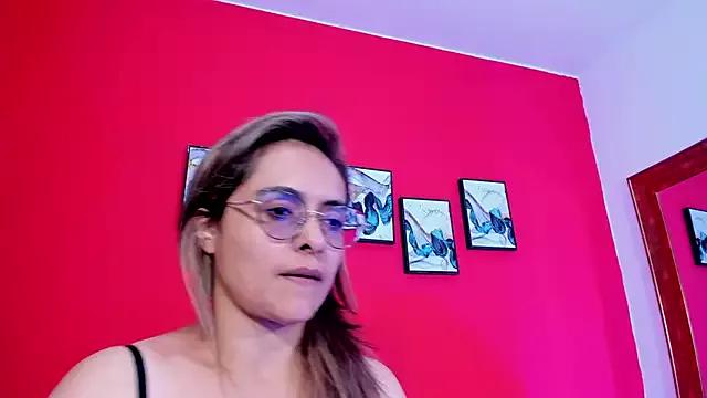 Customizable and immersive: Energize your taste buds and checkout our delicious choice of amateur cams liveshows with excited livestreamers getting their sweet physiques pounded with their beloved vibrating toys.