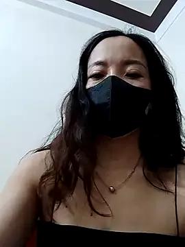 MaryyLy from StripChat is Freechat