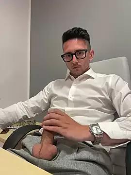 masterboss_ from StripChat is Freechat