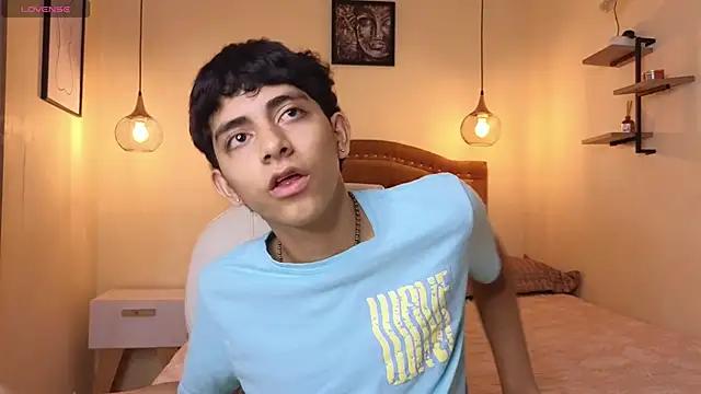 Matty_Sparkk from StripChat