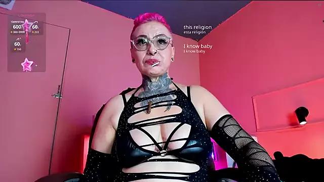 Customizable and immersive: Energize your taste buds and checkout our delicious choice of amateur cams liveshows with excited livestreamers getting their sweet physiques pounded with their beloved vibrating toys.