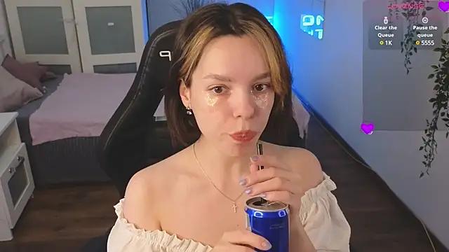 Customizable and immersive: Energize your taste buds and checkout our delicious choice of amateur cams liveshows with excited livestreamers getting their sweet physiques pounded with their beloved vibrating toys.