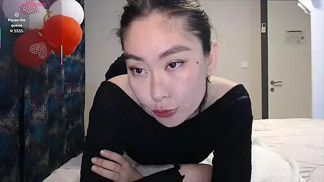 Maya_Kumashiro from StripChat is Freechat